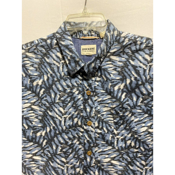 Dockers Hawiian Tropical Shirt L Men Blue White Floral Button Front Short Sleeve - Picture 3 of 9